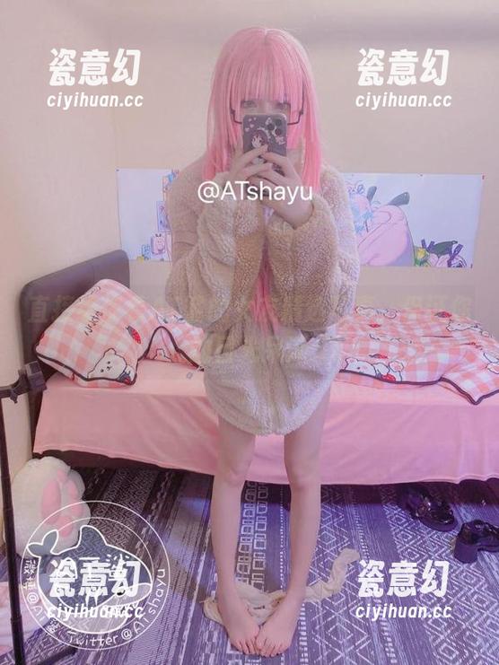 直接给你看AT鲨的女友精选写真，保证你的目光呆滞