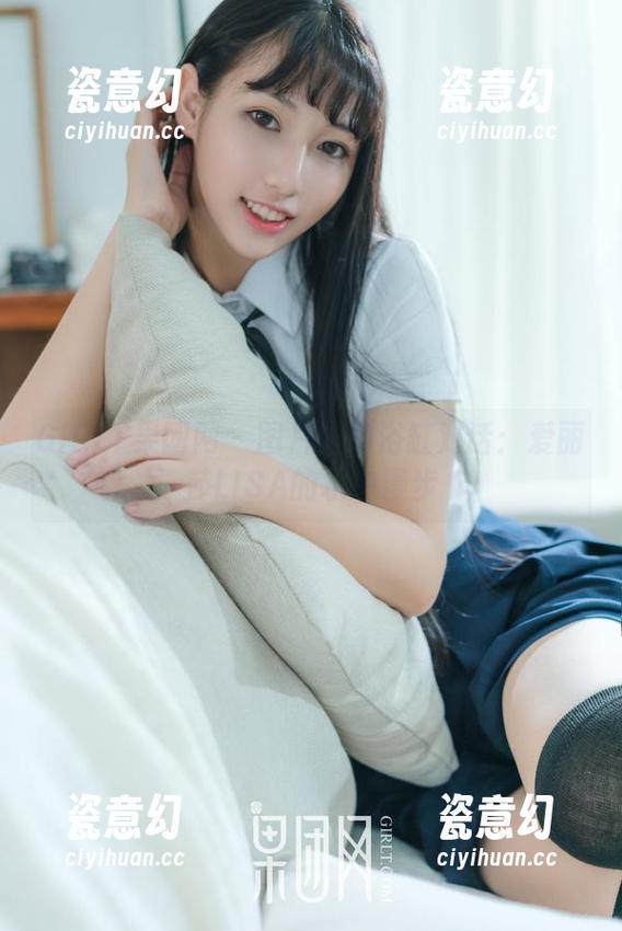 GIRLT果团网 - 图片里的浴缸对话：爱丽莎LISA的水中漫步