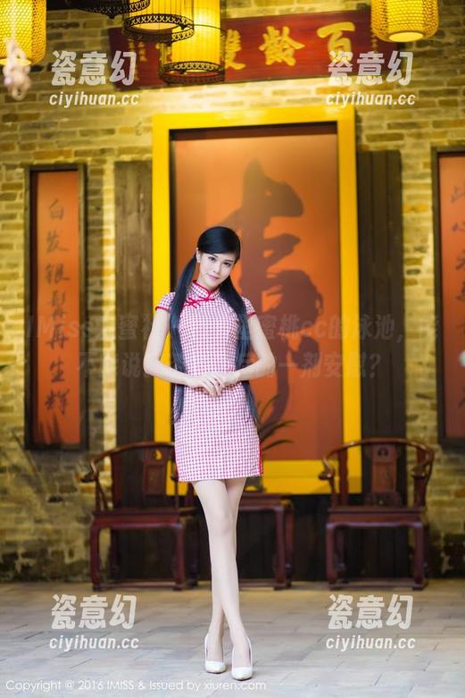 IMiss爱蜜社 - 图集里蜜桃cc的泳池，能不能说我茶余饭后的一剂安慰？