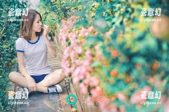 TGOD推女神-Ann尤美 TGOD推女神 - 在Ann尤美的私房图集中,可爱和腼腆究竟谁更占优势?