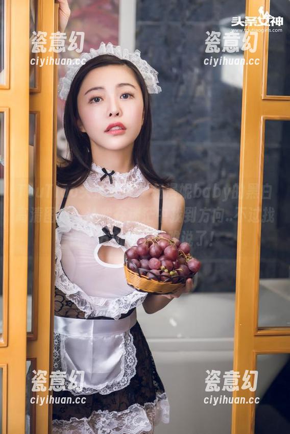 TouTiao头条女神 - 杨漫妮baby的黑白高清图集，让我在迷茫中找到方向..不过找错了方向咱可就难说了！