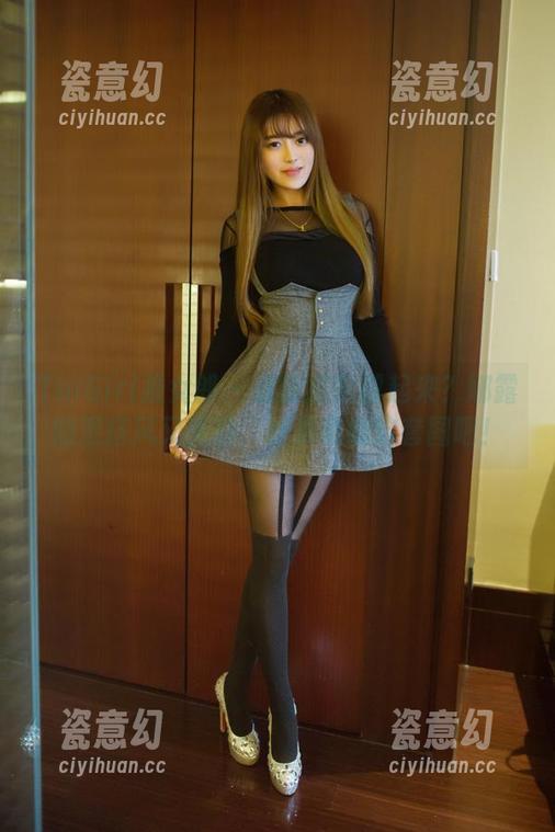 TuiGirl推女郎 - 最新皮衣露起来？娜露的混搭风又来啦，快来瞧瞧这套图吧！