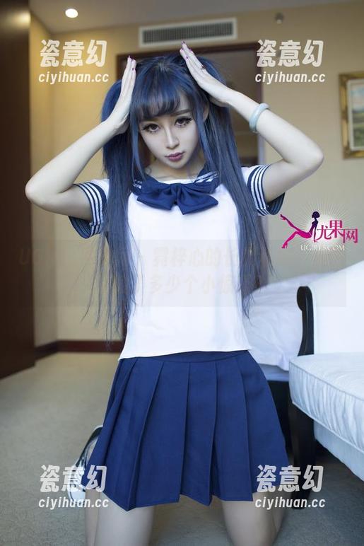 UGirls尤果网-霓梓心 UGirls尤果网 - 霓梓心的长腿私拍:美图里藏了多少个小惊喜?