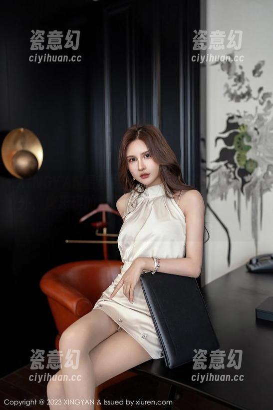 XINGYAN星颜社 - 女仆这个设置有点意外，唐思琪的套图让人捧腹，还想要再看几遍。