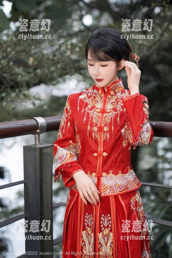Xiuren秀人网-Miko酱 Xiuren秀人网 - Miko酱的校服资源:努力气质与(不太)努力的搭配!