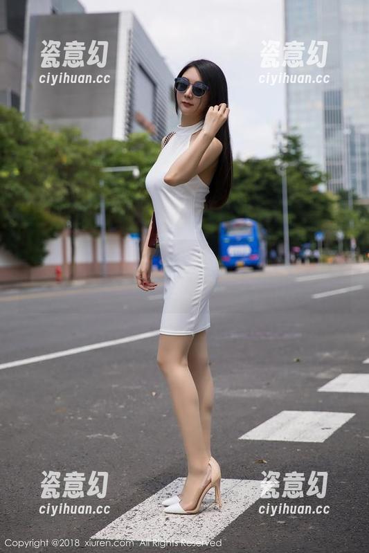Xiuren秀人网-Suki_baby Xiuren秀人网 - 红裙Suki_baby上线,最新图库又被点燃了!