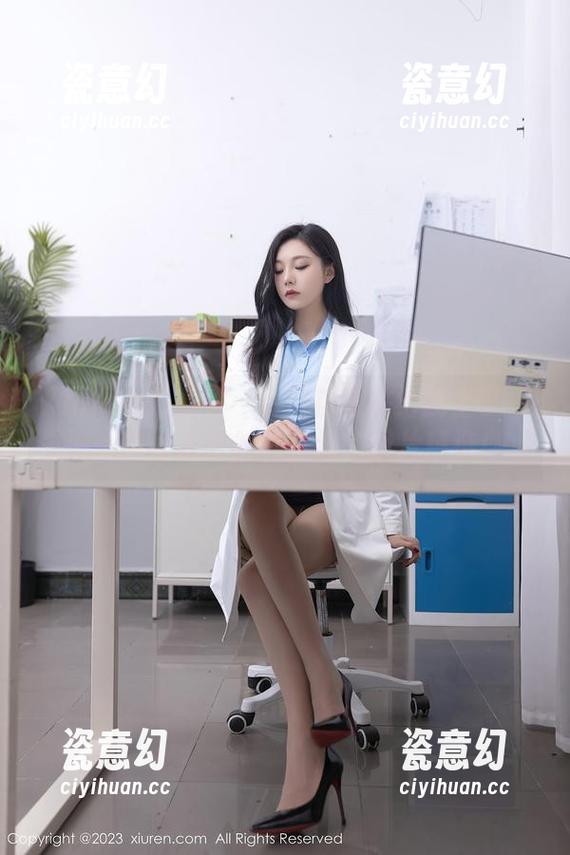 Xiuren秀人网 - 明日花桃桃给我上了一课：肉丝也能如此优雅的图片精选！