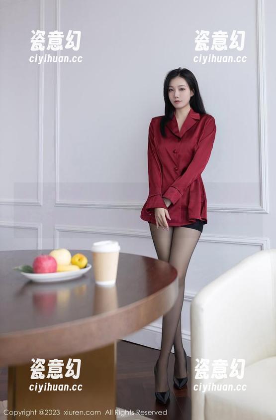 Xiuren秀人网 - 瞥见星星baby的新更新，校园里的图片就像一场小小的派对。