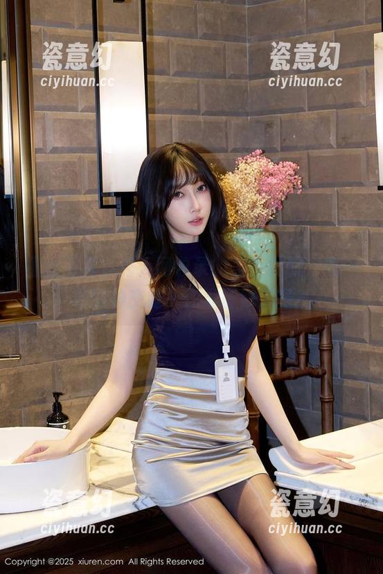 Xiuren秀人网 最新写真,秀人网收录的美少女们,来一场眼神交锋,你准备好了吗?