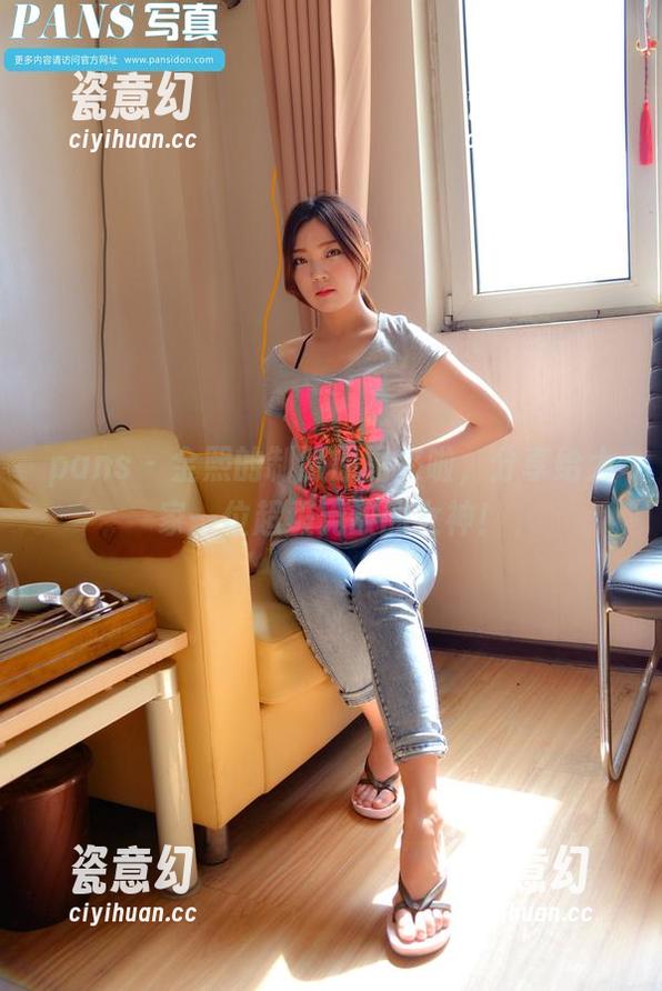 pans - 金熙的制服原图来啦，分享给大家一位超级无敌的女神！