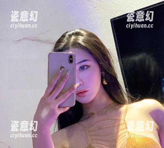 不爱笑的赛琳 微密圈 - 不爱笑的赛琳最新图册,西服+渔网丝袜,oya,这感觉有点意思呢!