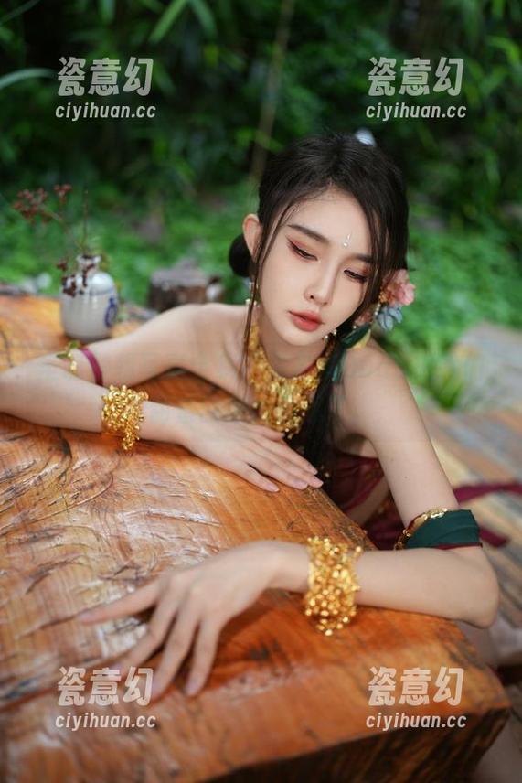 余多多Dudu 圣诞特辑写真全集,余多多Dudu把我们甜蜜的期待窒息了。