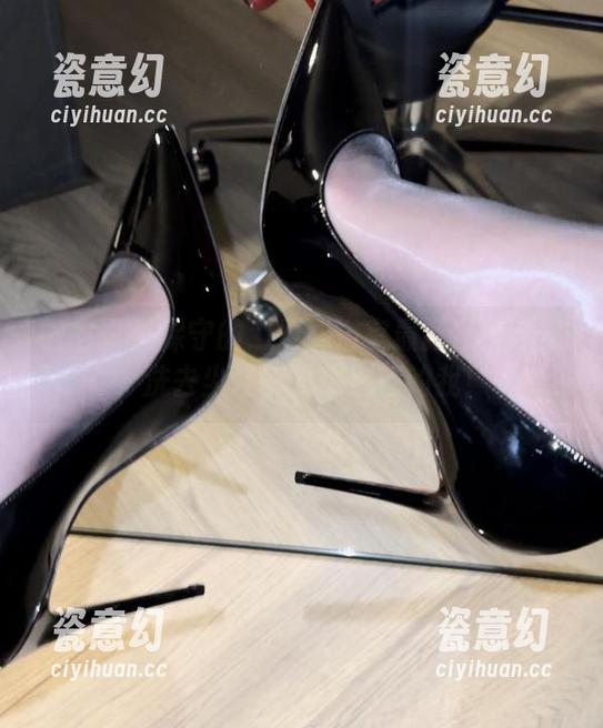 保守的二舅妈 微密圈 - 保守的二舅妈浴室最新风格合集,洗去尘埃,发现别样的我!