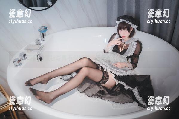 南鸽 南鸽的黑袜写真不仅好看,连壁纸都要为之疯狂!