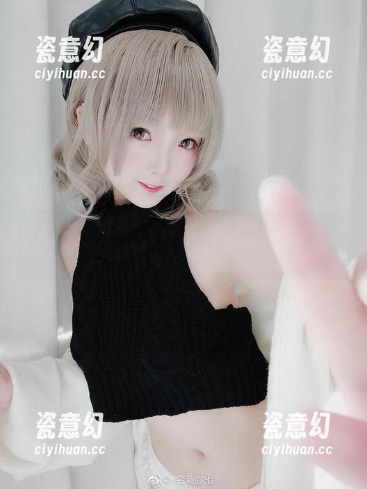 名濑弥七 名濑弥七短裙作品集:你自信就好,先把原图先沾上。
