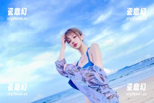 啾小妍Deer的泳装美图，让我明白“水花四溅”的另一种说法。