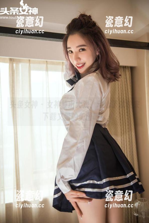 头条女神-文雪 头条女神 - 女神复出大戏,动心了就快来下载文雪的美图吧!