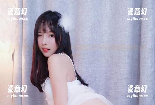 看吧！奇幻的在线作品——小小奶瓶儿双马尾制服的数量惊人增加中！
