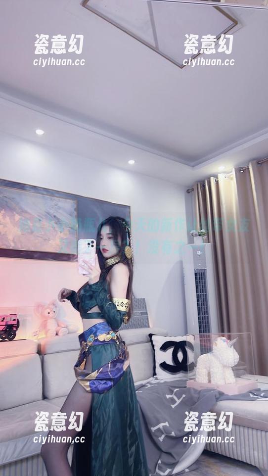 她是小小奶瓶儿，今天的新作让丝带女友又美了一层？！没有之一！