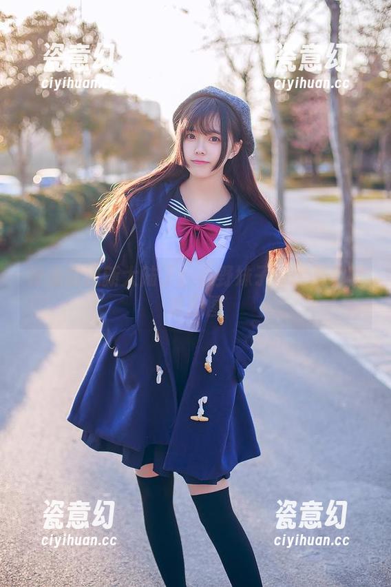 小野妹子w 好像发现新大陆了!小野妹子w比基尼写真原图