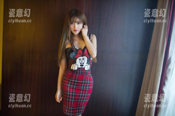 推女郎-艾栗栗 推女郎 - 遇见艾栗栗的全套教室写真实在是个意外!
