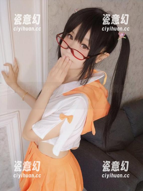 摇摇乐yoyo的秘密写真集：分享优雅与随性