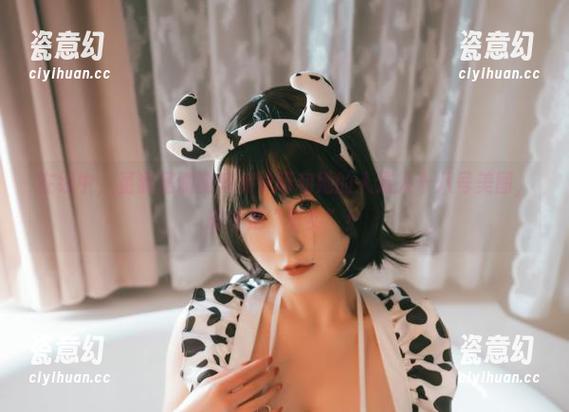 在线中，星澜是澜澜叫澜妹呀和她的人造人十八号美图，谁才是“真实”！