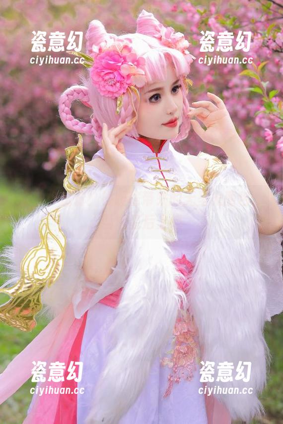 你缺少这份！桃暖酱带来的无圣光图包，西域皇后上线