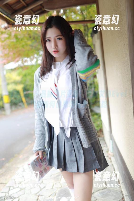 模范学院-艾莉Evelyn 模范学院 - 最新图片更新:空姐艾莉Evelyn教你如何优雅地在天上走路!