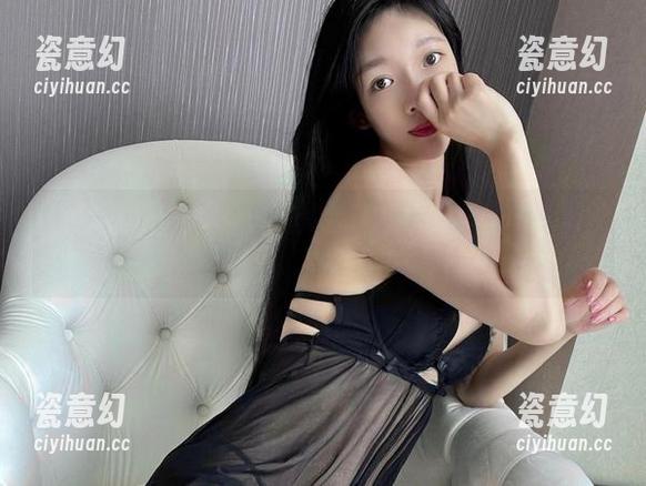 牛奶里的果汁 微密圈 - 听说“牛奶里的果汁”出了最新旅拍作品,画面那么美,是我还没醒吗?