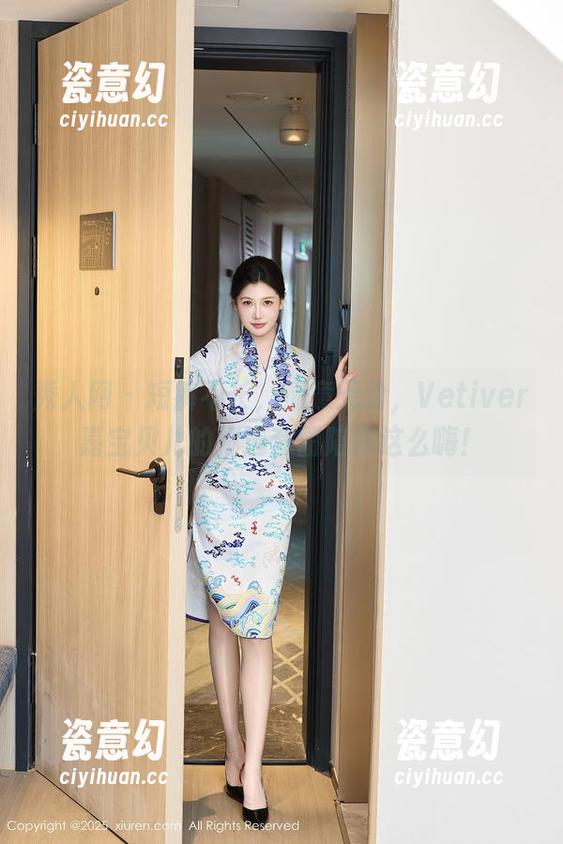 秀人网 - 短裤不长，情意无价，Vetiver嘉宝贝儿的精选套图陪你这么嗨！