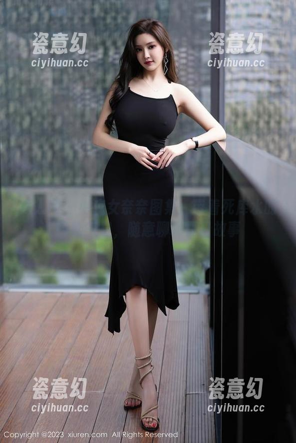 秀人网-小魔女奈奈 秀人网 - 小魔女奈奈图集:带着死库水的轻松气息,随意聊聊夏日故事