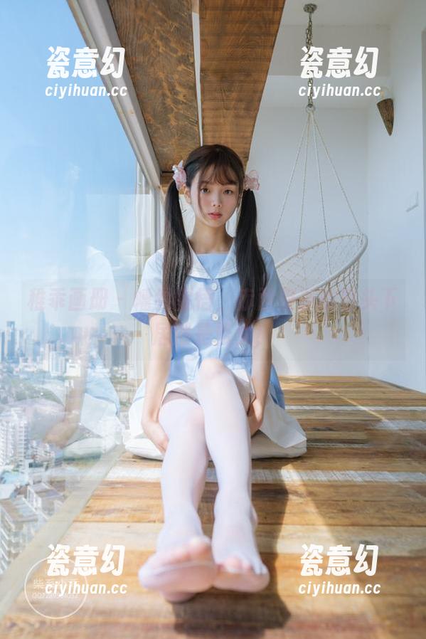 稚乖画册 - 幡然醒悟，赤西夜夜的镜头下居然是修女！