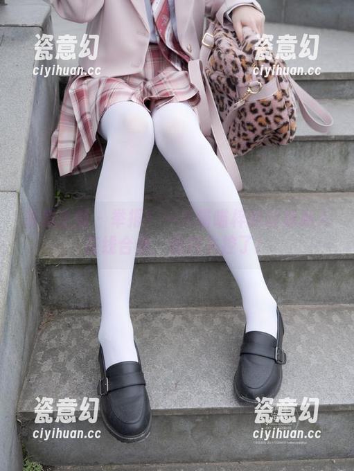 紧急企划 - 举报！一只喵喵梓的丝袜私人在线合集，脑内失控了！