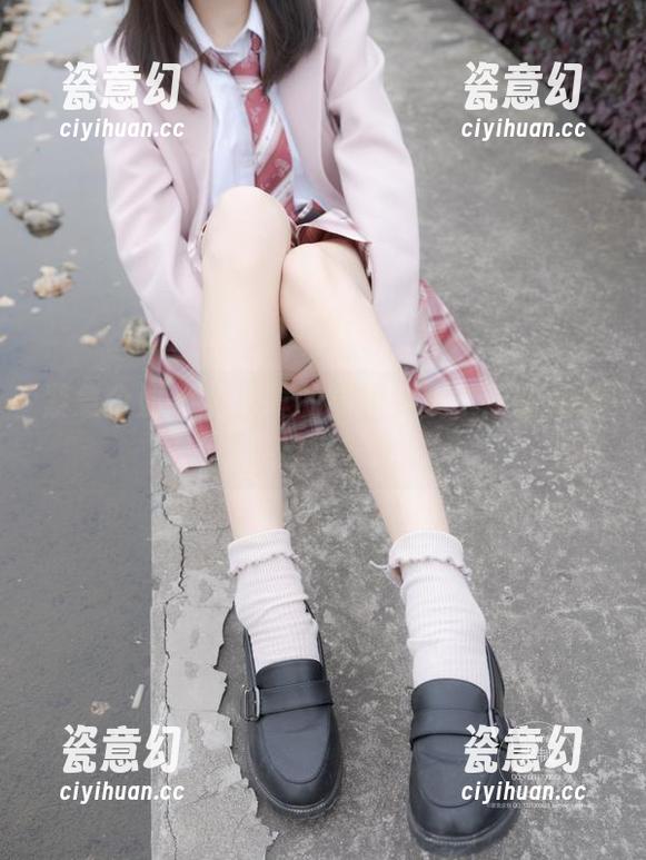 紧急企划 - 私拍真的能撩到我？感谢龙崎聆音日常的出现