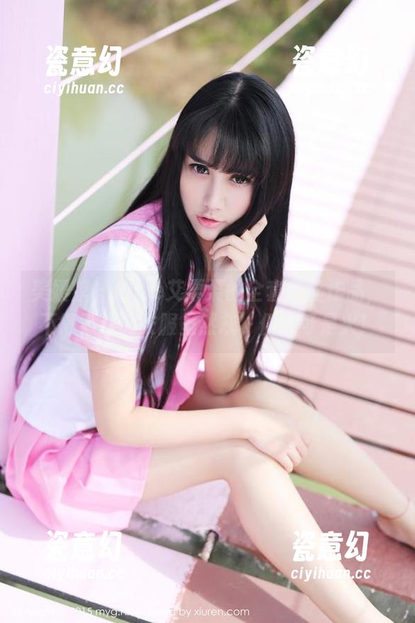 美媛馆-Ellie艾栗栗 美媛馆 - Ellie艾栗栗的全套灰丝作品,不得不说,衣服虽然灰,但人可是火!