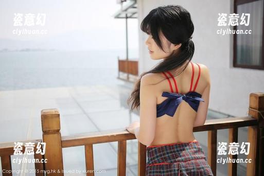 美媛馆-悠悠酱yoyoyo 美媛馆 - 悠悠酱yoyoyo毛衣写真:这让人想自制隔壁的锅煮咖啡,只为追求那份气息!