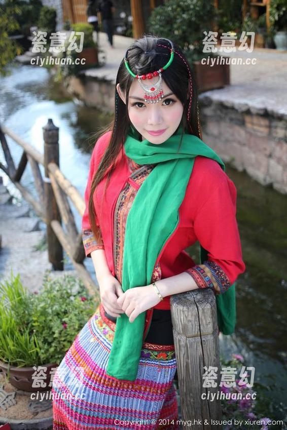 美媛馆-狐小妖Baby 美媛馆 - 在婚纱的梦境中遨游,狐小妖Baby的图包带你飞!