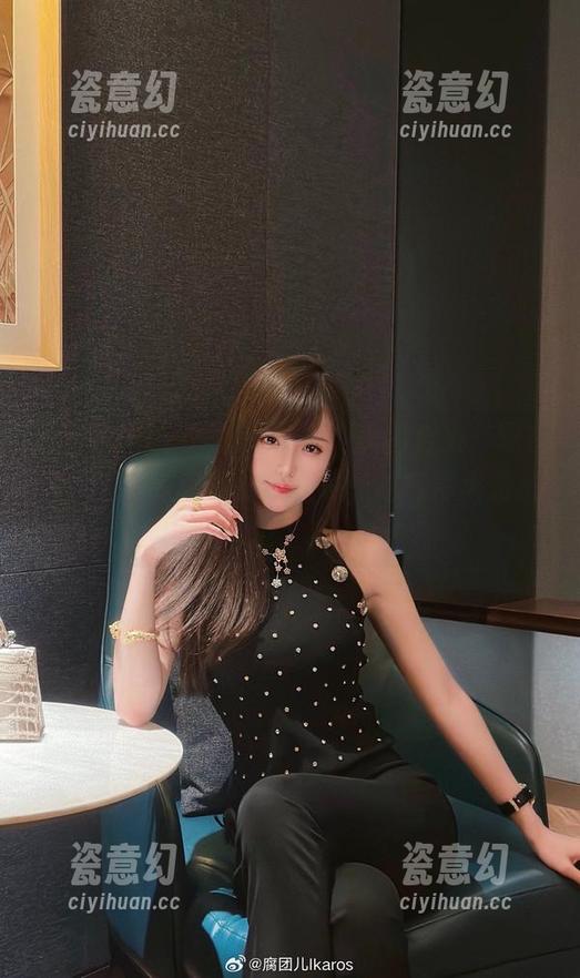 腐团儿Ikaros的风女系列美图合集，现在入手还来得及吗？我是说，这气质太难抗拒了！