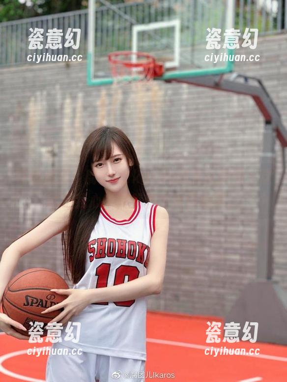 在线鉴赏！腐团儿Ikaros的天台美图，这就是我心中完美的少女诗意吧。