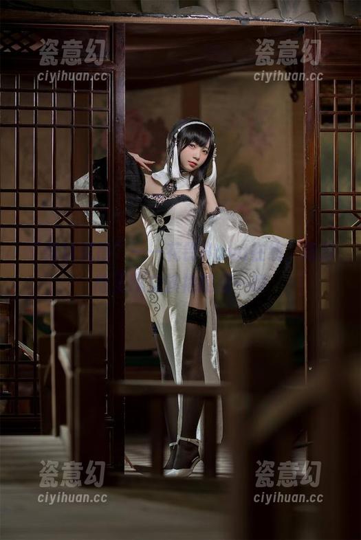 花铃Hana “何以见得”——花铃Hana在线,高清版玉瓯立旗袍的那一瞬