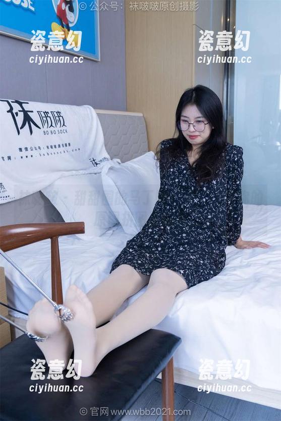 袜啵啵 - 甜甜圈的马丁靴传说？保证你的原图拼图不单调