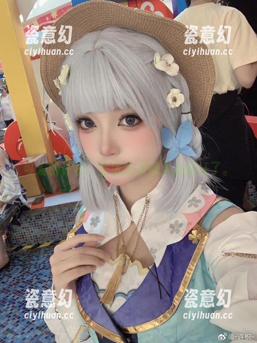 可爱的许枳，壁纸背景都替我脸红了。